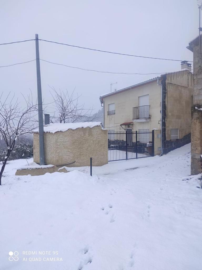 Casa Rural Del Saz Yeste Zewnętrze zdjęcie